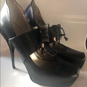 Fluevog Berlin Mitte